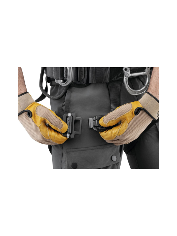 PETZL - AVAO FAST EUROPE VERSION